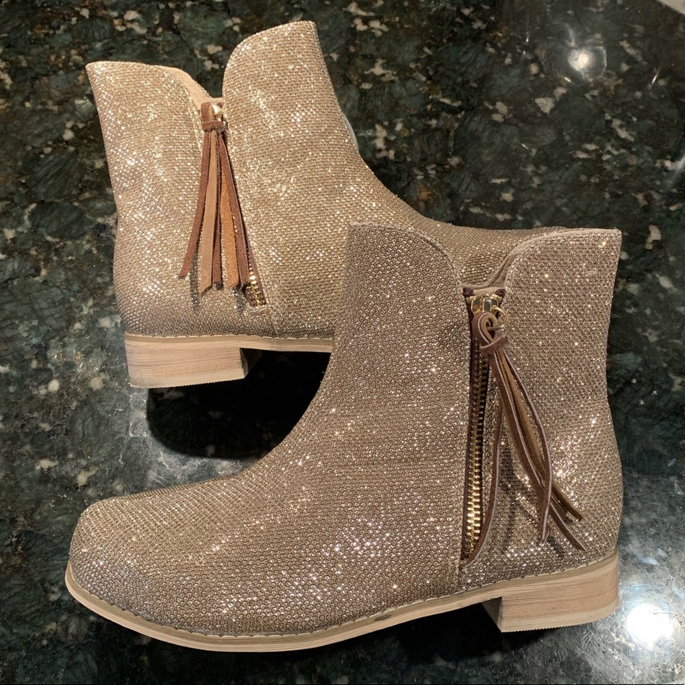 🤩Joyfolie Kaitlin Sparkle Ankle Bootie🤩